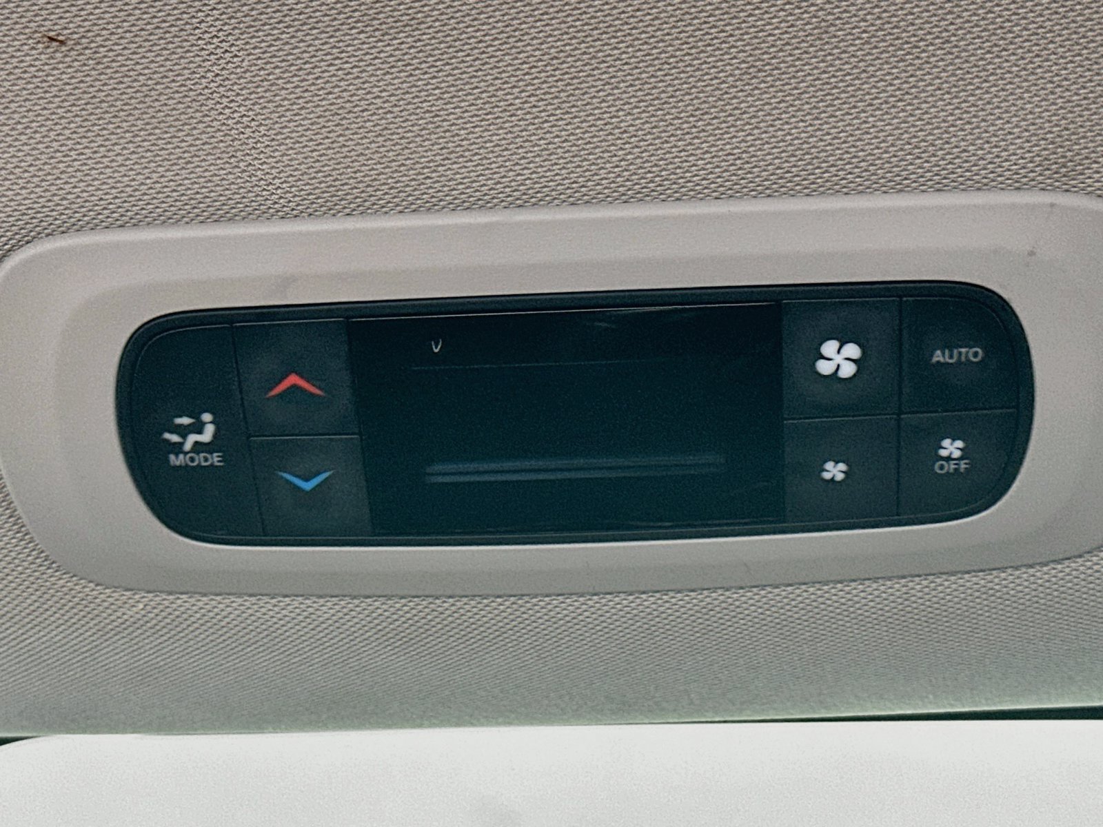 Used 2022 Chrysler Pacifica Touring-L FWD image 22