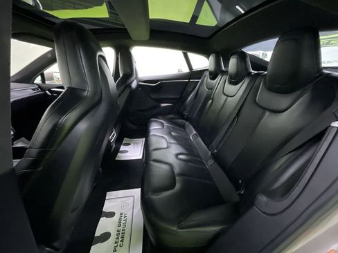 Used 2015 Tesla Model S 85D image 27