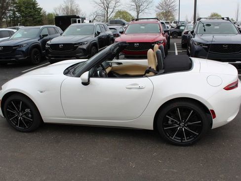 New 2026 MAZDA MX-5 Miata Grand Touring w/ Weather Package RWD image 27