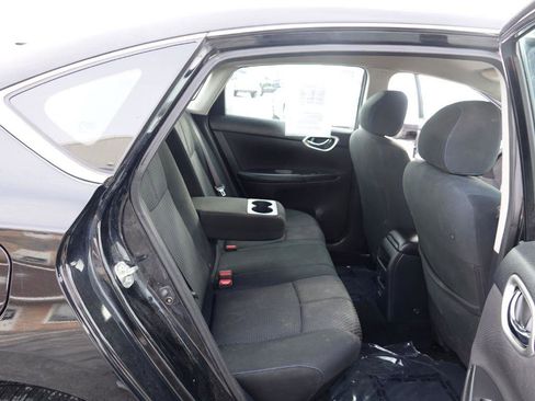 Used 2019 Nissan Sentra SR image 23