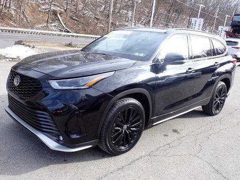 Certified 2023 Toyota Highlander XSE image 10