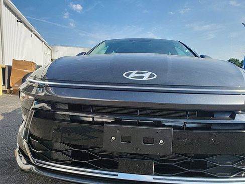 Used 2025 Hyundai Sonata SEL FWD image 11