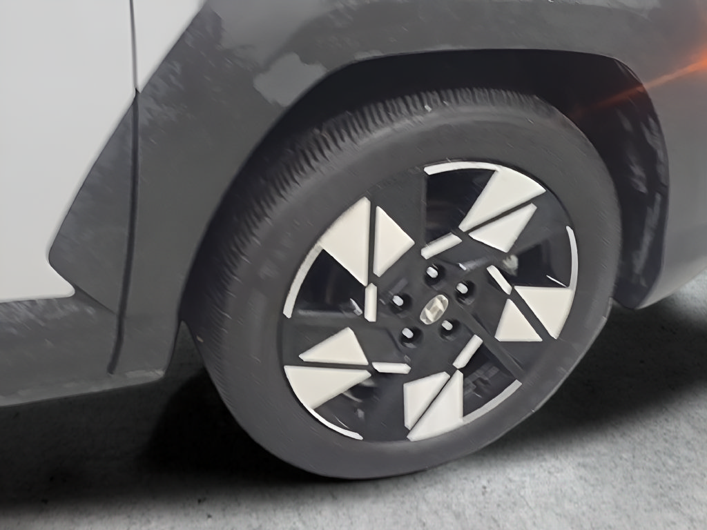 Certified 2025 Hyundai Kona SEL FWD image 42