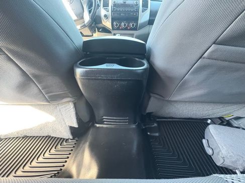 Used 2012 Toyota Tacoma 4x4 Double Cab image 26