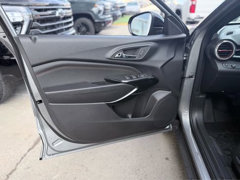 New 2026 Chevrolet Trax RS w/ Driver Confidence Package image 12