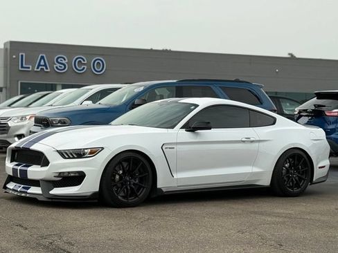 Used 2016 Ford Mustang Shelby GT350 w/ Technology Package RWD image 1