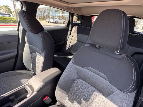 New 2026 Nissan Kicks SV image 9