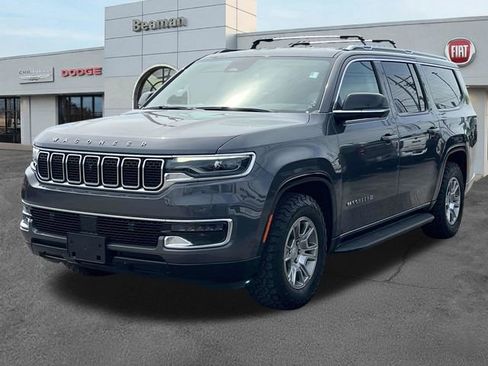 Used 2023 Jeep Wagoneer L 4WD w/ Convenience Group I image 3