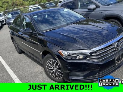 Certified 2021 Volkswagen Jetta SE w/ SE Cold Weather Package
