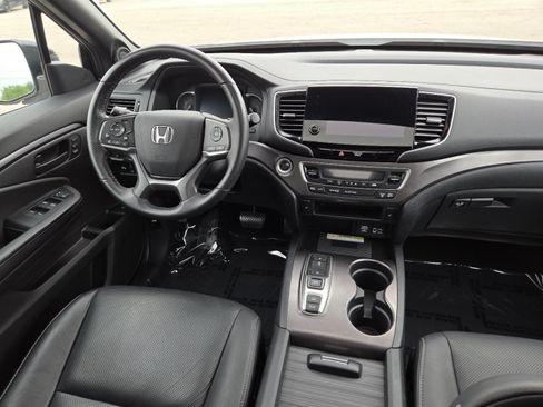 Used 2023 Honda Passport EX-L image 25
