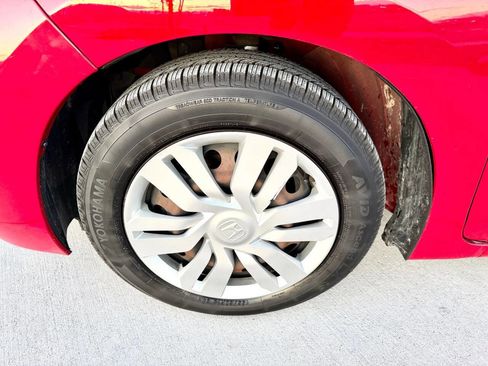 Used 2015 Honda Fit LX image 19