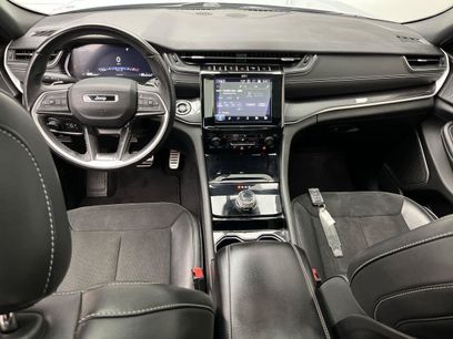 Used 2022 Jeep Grand Cherokee L Laredo