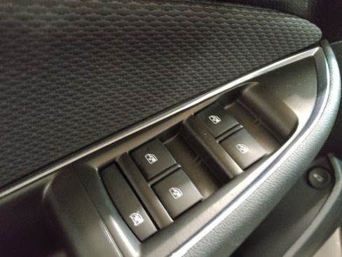 Used 2019 Chevrolet Cruze LS w/ LS Convenience Package image 27