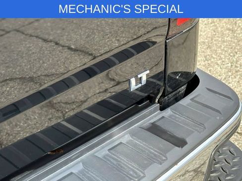 Used 2018 Chevrolet Silverado 1500 LT w/ All Star Edition image 9