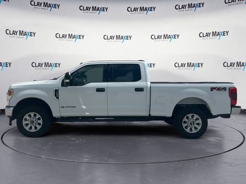 Used 2022 Ford F250 XLT w/ FX4 Off-Road Package AWD/4WD image 2
