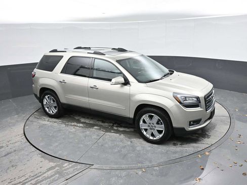 Used 2017 GMC Acadia Limited SLT image 15