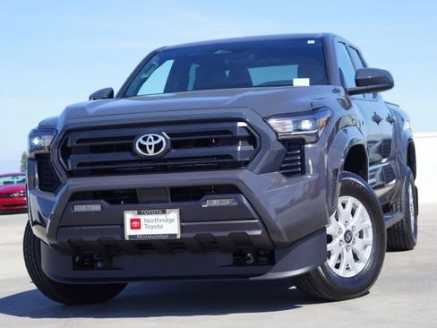 Certified 2025 Toyota Tacoma SR5 RWD image 3