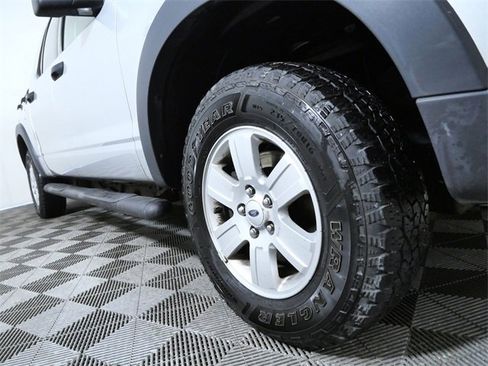 Used 2009 Ford Explorer Sport Trac XLT image 2