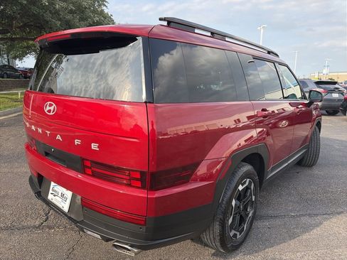 Used 2025 Hyundai Santa Fe SEL image 3