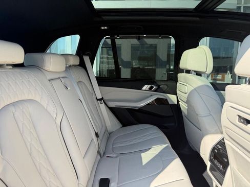 Used 2025 BMW X5 xDrive50e w/ Executive Package AWD/4WD image 19