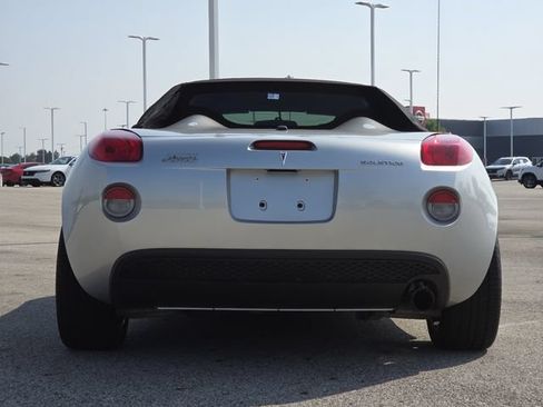 Used 2006 Pontiac Solstice Convertible w/ Premium Package RWD image 16