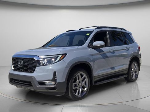 Used 2023 Honda Passport EX-L image 9