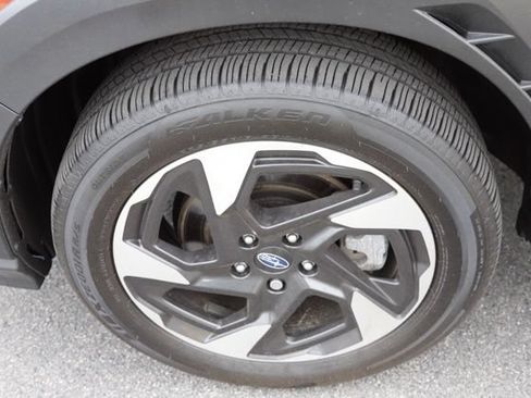 Certified 2025 Subaru Crosstrek 2.5i Limited AWD/4WD image 11