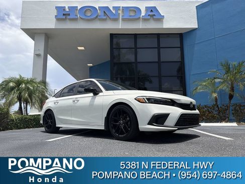 Used 2024 Honda Civic Sport image 1