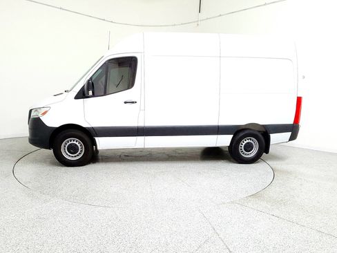 Used 2023 Mercedes-Benz Sprinter 2500 image 12