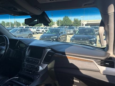 Used 2019 GMC Yukon XL Denali RWD image 10