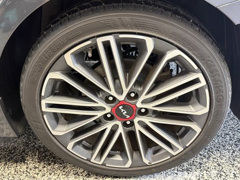 Used 2024 Kia Forte GT w/ GT2 Package FWD image 31