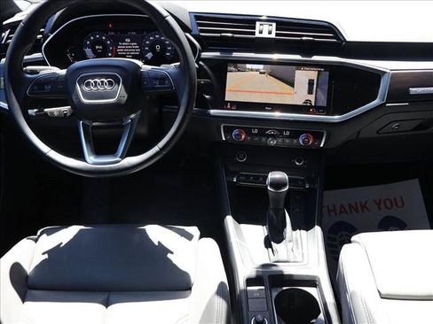 Used 2023 Audi Q3 2.0T Premium Plus w/ Premium Plus Package AWD/4WD image 22
