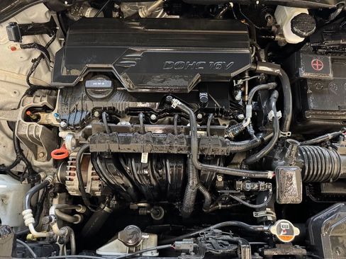 Used 2023 Hyundai Kona SEL AWD/4WD image 13