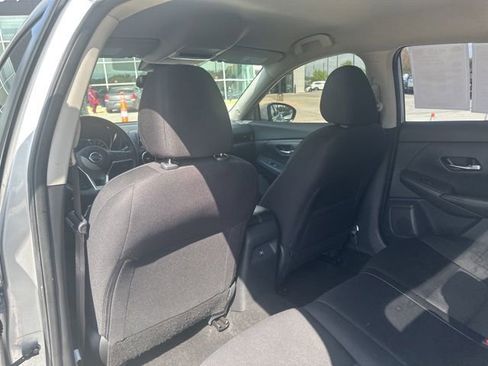 Used 2022 Nissan Sentra SV image 29