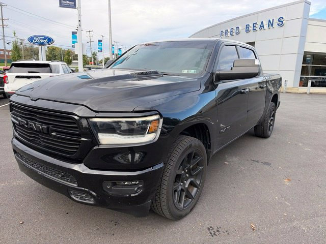Used 2024 RAM 1500 Laramie AWD/4WD image 3