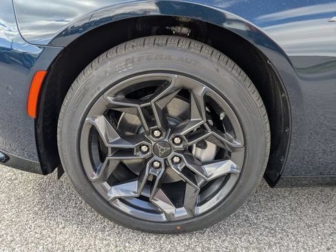 New 2026 Dodge Charger R/T w/ Driver Convenience Group AWD/4WD image 17