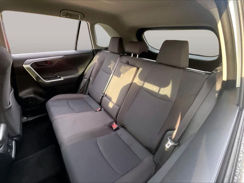 Used 2025 Toyota RAV4 LE AWD/4WD image 20
