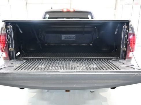 Used 2022 RAM 1500 Classic Warlock AWD/4WD image 7