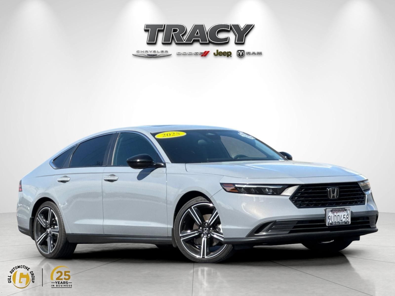 Used 2025 Honda Accord Sport image 1