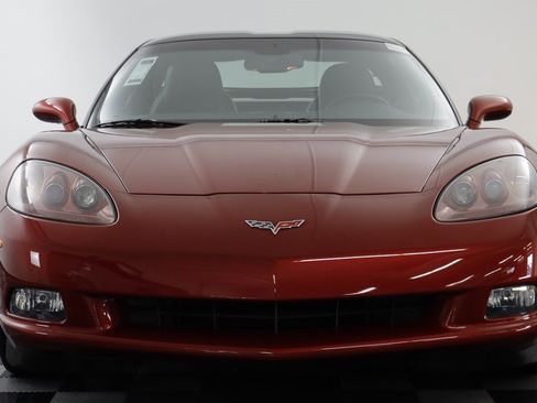 Used 2010 Chevrolet Corvette Coupe w/ Roof Package image 21