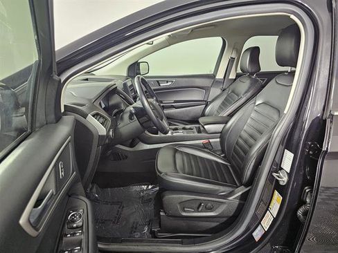 Used 2022 Ford Edge SEL image 25