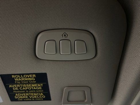 New 2026 Lincoln Corsair Premiere image 25