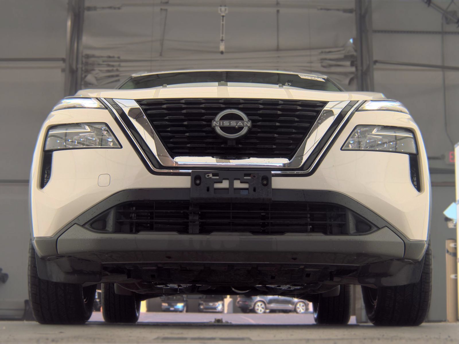 Used 2023 Nissan Rogue SV w/ SV Premium B Package AWD/4WD image 3