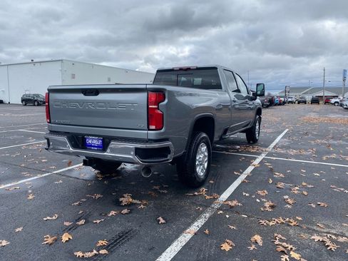 New 2026 Chevrolet Silverado 3500 LTZ w/ LTZ Premium Package image 7