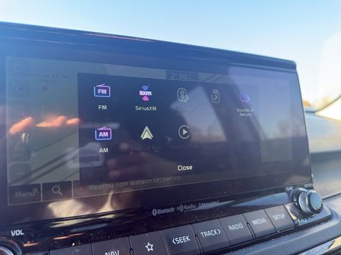 Used 2023 Kia Seltos S w/ Navigation Package image 19