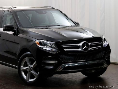 Used 2017 Mercedes-Benz GLE 350 4MATIC image 2