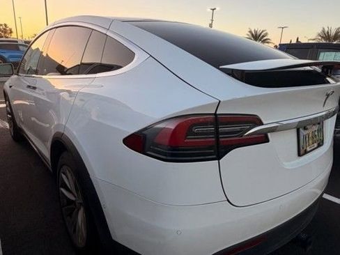 Used 2020 Tesla Model X Performance image 6