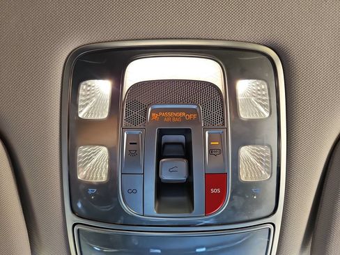 Used 2023 Genesis GV70 2.5T w/ Select Package AWD/4WD image 21