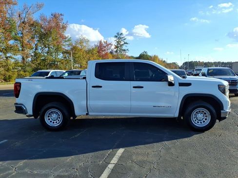 Used 2024 GMC Sierra 1500 Pro w/ Pro Value Package image 26