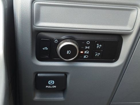 Used 2023 Ford F150 XLT AWD/4WD image 28